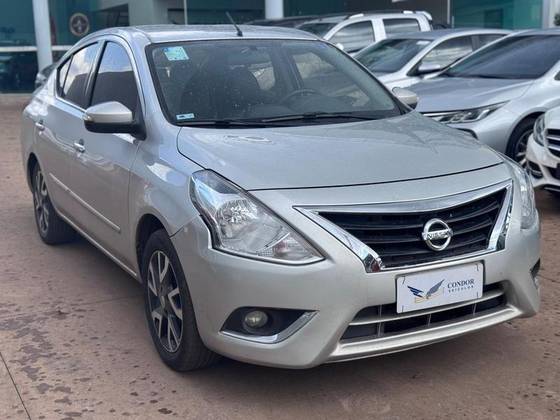 NISSAN VERSA 1.6 16V FLEXSTART SL 4P XTRONIC NISSAN VERSA 1.6 16V FLEXSTART SL 4P XTRONIC